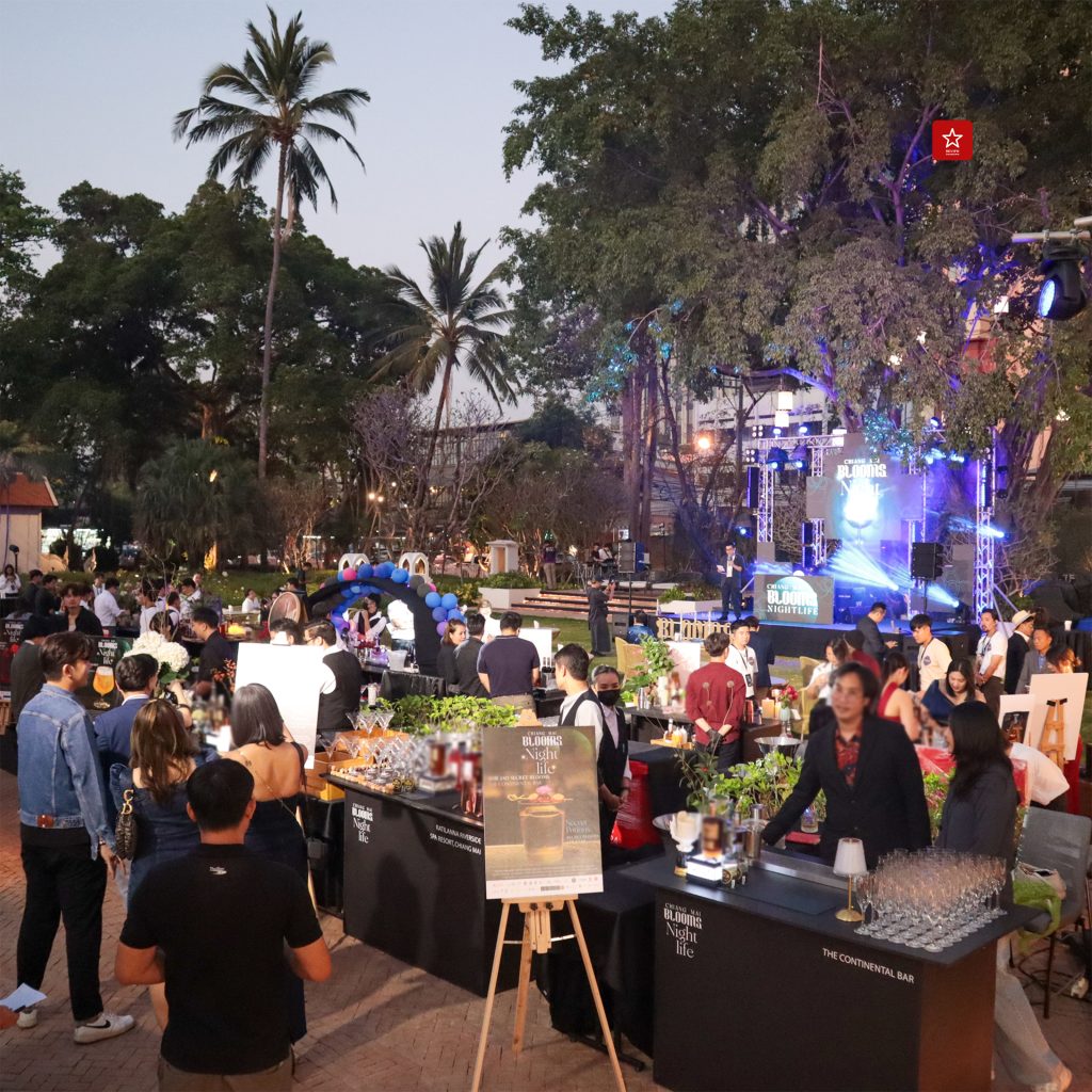 Chiang Mai Blooms Nightlife