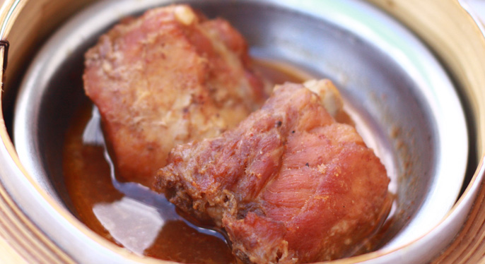ซี่โครงหมูตุ๋น