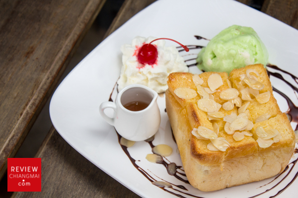 ร้านกาแฟ นั่งทํางาน เชียงใหม่