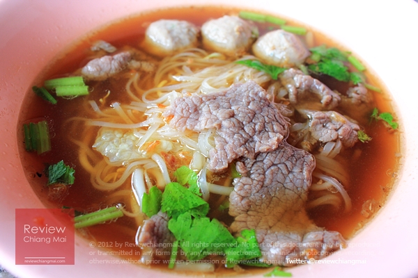 ก๋วยเตี๋ยวร้านช้างม่อยกาแฟ