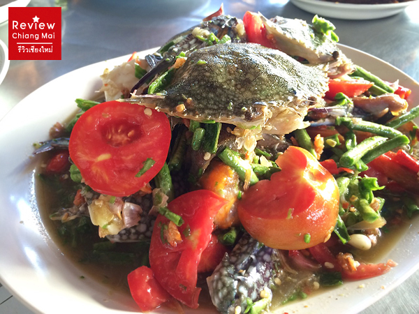 ยำปูม้า ร้านส้มตำป้าป่อง เจ็ดยอด